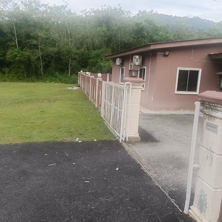 Aliza Scawa Homestay Kuala Pilah Bagian luar foto